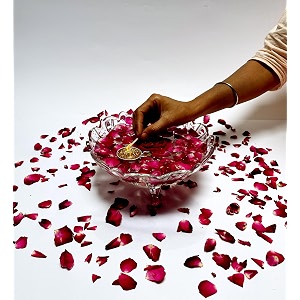 pure indian candle handmade sandalwood amber fragrance golden glitter tea light candle pack of 75 pictl202234