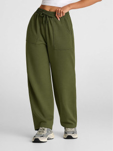 Q-Rious Relaxed Women Green Trousers
