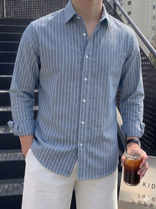 QUINTON Men Striped Casual Dark Blue Shirt