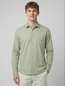 RB Men Solid Casual Green Shirt