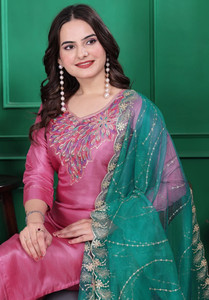 R4milA Women Kurta Pant Dupatta Set