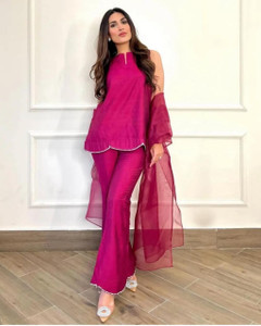 Radhey Trendz Self Design Kurta Palazzo