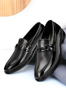 Ravoz Stylish Attractive Comfortable Patent Leather Upper