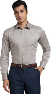 Raymond Men Slim Fit Solid Formal Shirt