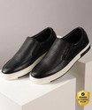 RED CHIEF Slip On Sneakers For Men