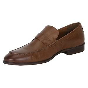 Red Tape Men Tan Loafers