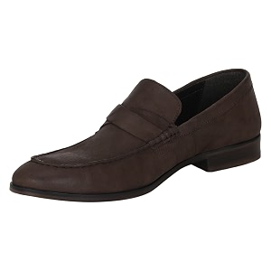 Red Tape Men Tan Loafers