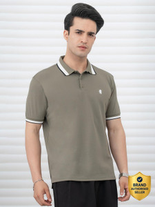RED TAPE Solid Men Polo Neck Green