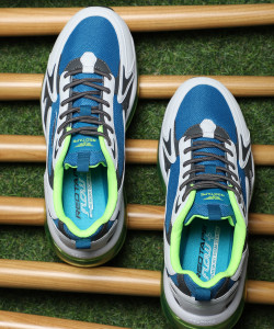 RED TAPE Walking Shoes For Men