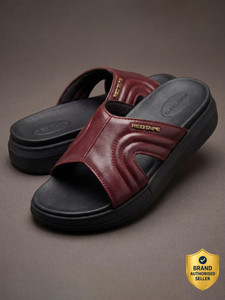 RED TAPE Women Slides