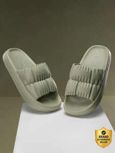 RED TAPE Women Slides