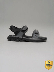 REEBOK Men Sandals