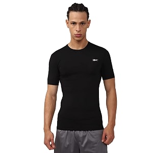 Reebok Solid Regular Fit Mens T Shirts