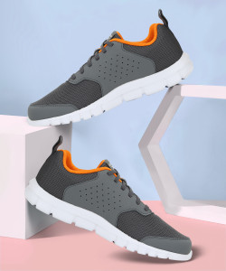 REEBOK VELOCITY RUNNER LP Running Shoes For
