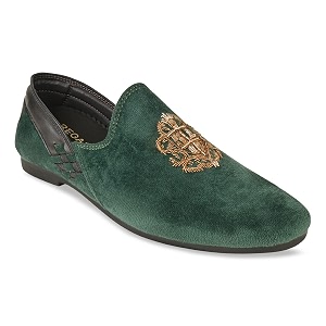Regal Men Velvet Embroidered Ethnic Slip Ons