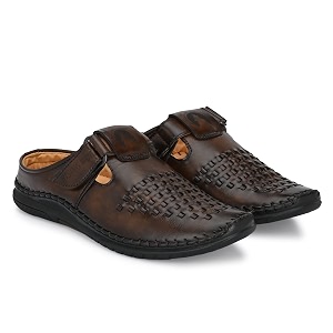 Rising Wolf Mens Outdoor Fisherman Sandals