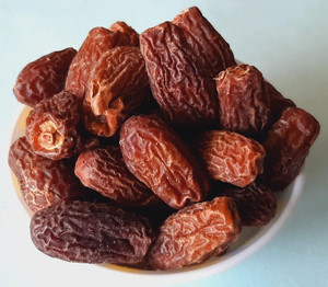 rn cart organic kali kharak dry dates  kala sukha khajoor  black dry dates  chuhara dry dates 1 x 18 kg