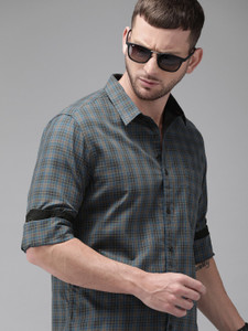 Roadster Men Checkered Casual Grey Shirt