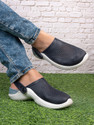 Roadster Men Clogs