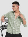 Roadster Men Regular Fit Checkered Spread Collar