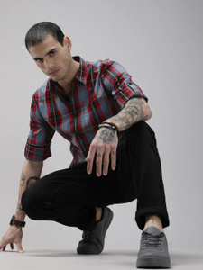Roadster Men Regular Fit Printed Spread Collar