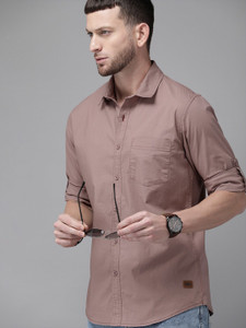 Roadster Men Solid Casual Brown Shirt