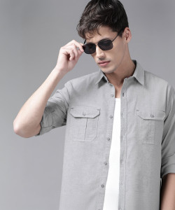 Roadster Men Solid Casual Grey Shirt