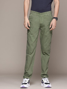 Roadster Relaxed Men Green Trousers