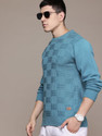 Roadster Self Design Round Neck Casual Men