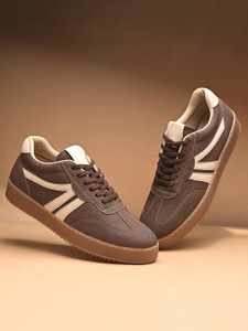 Roadster Sneakers For Men