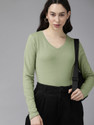 Roadster Solid Women V Neck Green T-Shirt