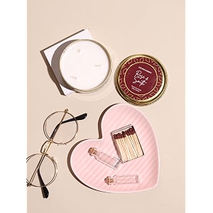 rose amp smith scented tin candle - golden amber  gold embellished travel tin with lid  3-wicks for strong fragrance throw  pure soy wax  premium aroma for gifting aromatherapy amp home dcor