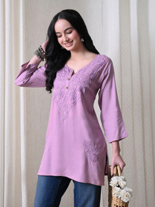 ROSHNI Women Embroidered Straight Kurta