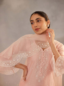 Royal Export Women Kurta Pant Dupatta Set