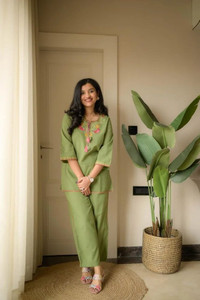 sa2 Women Ethnic Top Pant Set