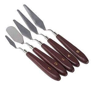 set of 5 painting knives of various sizes brown