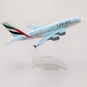 sage square 1300 scale metal model aircraft highly detailed souvenir model aircraft collection emirates pack of 1 multicolor