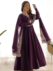 SAHYRA Women Kurta Dupatta Set