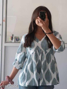 sarswa Women Printed Flared Kurta