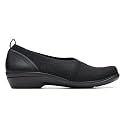 Clarks Womens 26163135 Black Loafer Flat