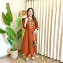 SEAKART Women Kurta Pant Set