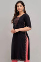 Sehrish Store Women Embroidered Straight Kurta