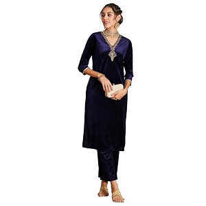 Shae by Sassafras Womens Velvet Floral Embroidered