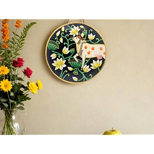 shilpam handcrafted traditional pichwai artwork cow painted round shape wooden wall hanging plate for decorative home office cafe restraunt 8 inches