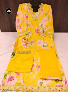 Shree Kandhal Fashion Women Kurti Pant Attached