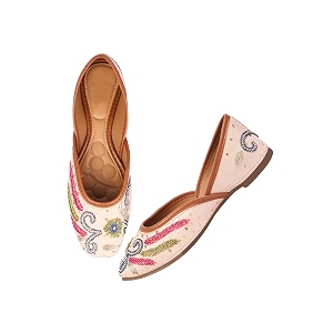 SilverArrow Ethnic Embroidery Jutti with Beautiful Design