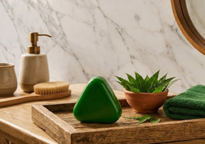 Sipzy Seven Green Nature Ayurvedic Shampoo Bar