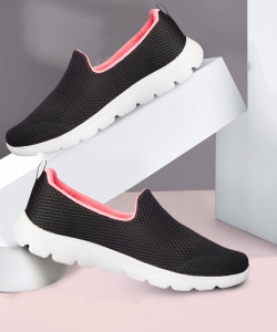 Skechers SUMMITS Sneakers For Women