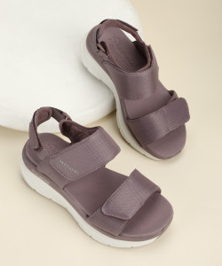 skechers women casual