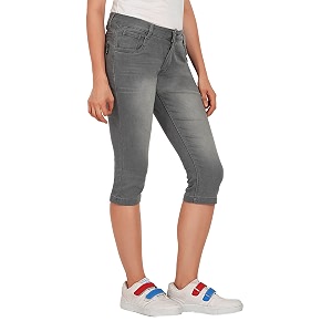 Skinny Fit Women Denim Capri
